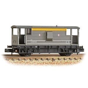 377-303 Graham Farish N Gauge LMS 20 Ton ZTP Brake Van Brake Van BR Engineers Grey/Yellow