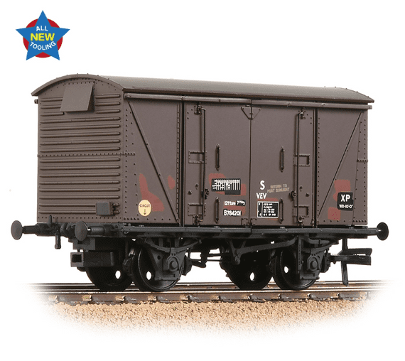 38-873 Bachmann OO BR 12T 'Vanwide' Ventilated Van BR Bauxite (TOPS) Weathered