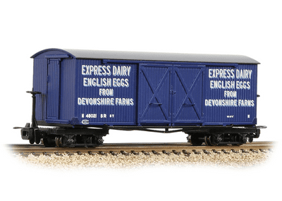 393-029 Bachmann 009 Bogie Covered Goods Wagon 'Express Dairy Company' Blue
