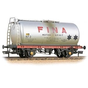 Bachmann 37-586A OO Gauge TTA Tank Wagon FINA Silver