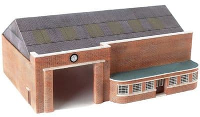 E99660 EFE Road 1:76 Bus Garage w/ Vehicle