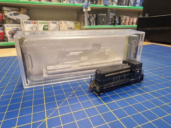 Pre-Loved S/H - 82056 Bachmann N Gauge DE 70 Diesel #98 Louisville & Nashville