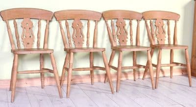 4 Farmhouse Chairs