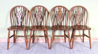 4 Vintage Wheel Back Kitchen Chairs