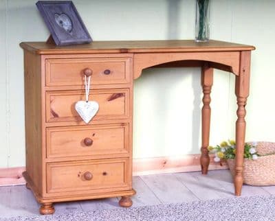 Dressing Table On Bun Feet