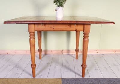 Extending Pine Table