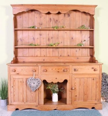 Farmhouse Welsh Dresser