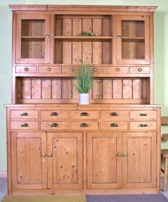 Tall Pine Welsh Dresser
