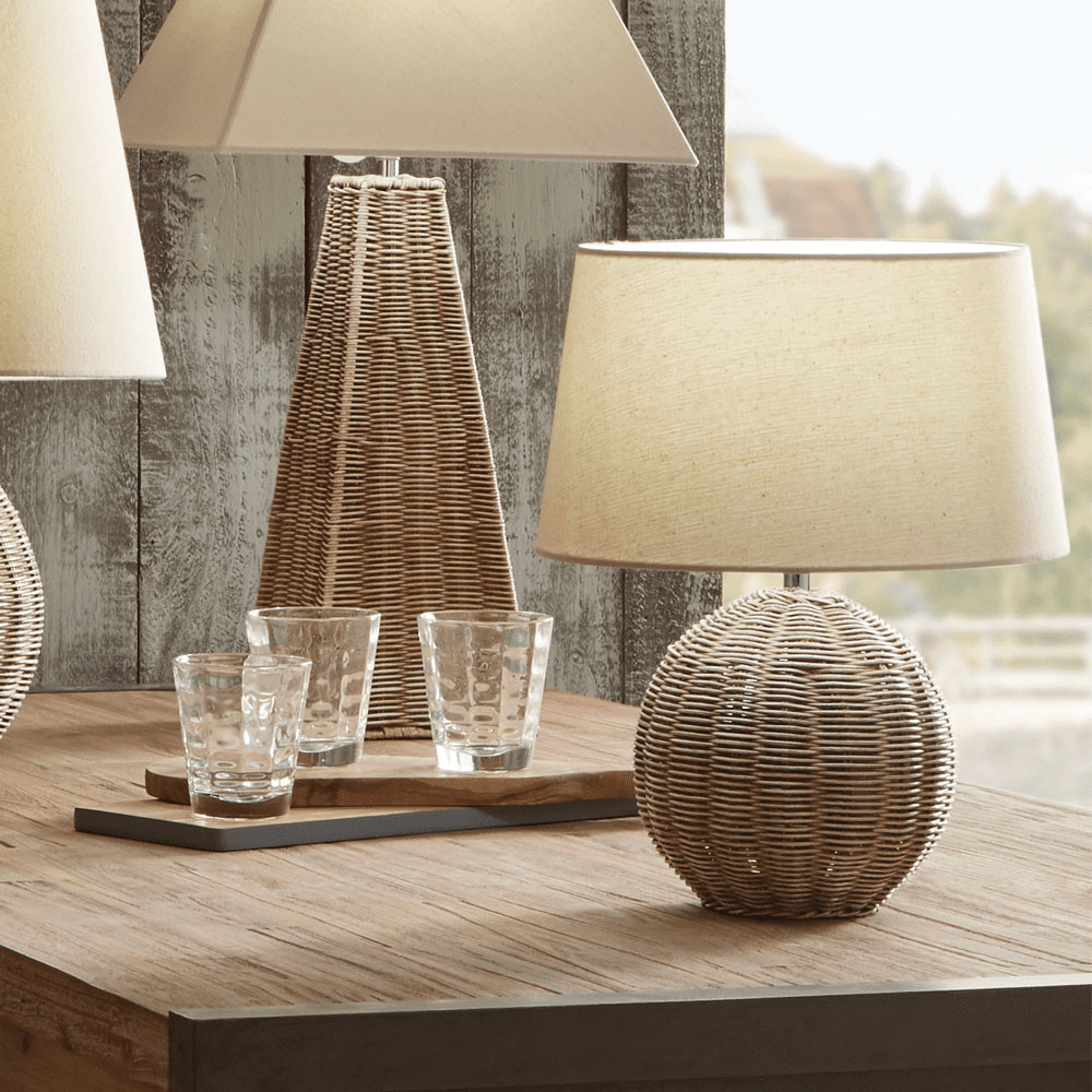 Ria rattan online table lamp