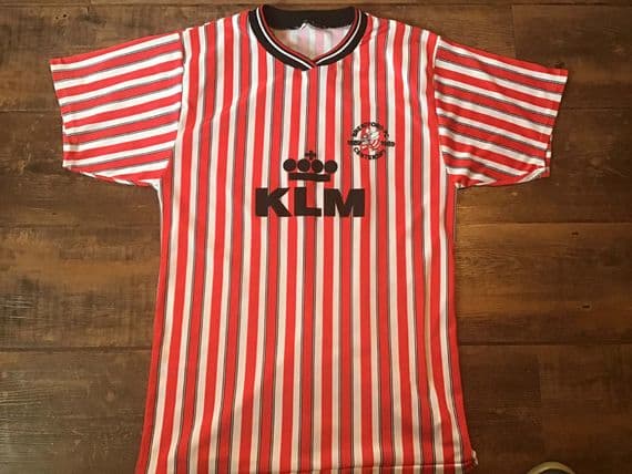 Classic Football Shirts | 1989 Brentford Vintage Retro Old Soccer Jersey