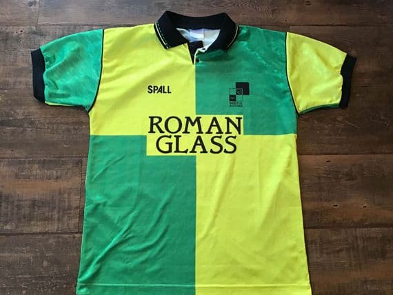 Classic Football Shirts | 1992 Bristol Rovers Old Vintage Soccer Jerseys