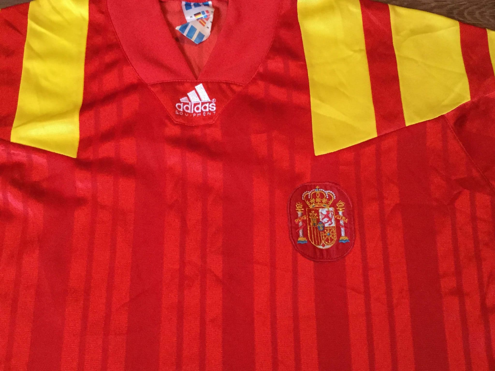 Global Football Shirts | 1993 Spain Old Vintage Soccer Jerseys