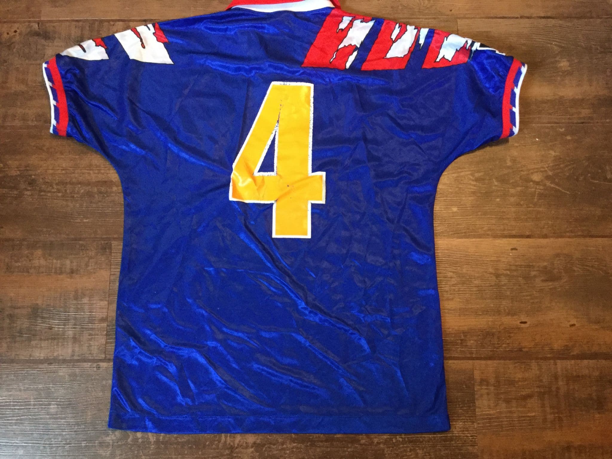 Global Classic Football Shirts | 1993 1994 Yokohama Marinos