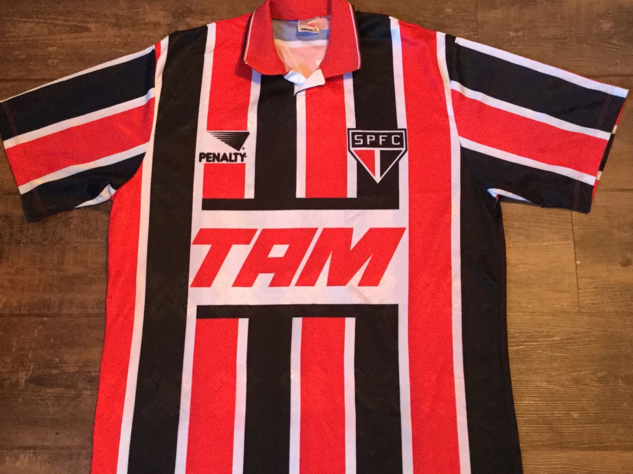 Global Classic Football Shirts | 1993 Sao Paulo Vintage Old