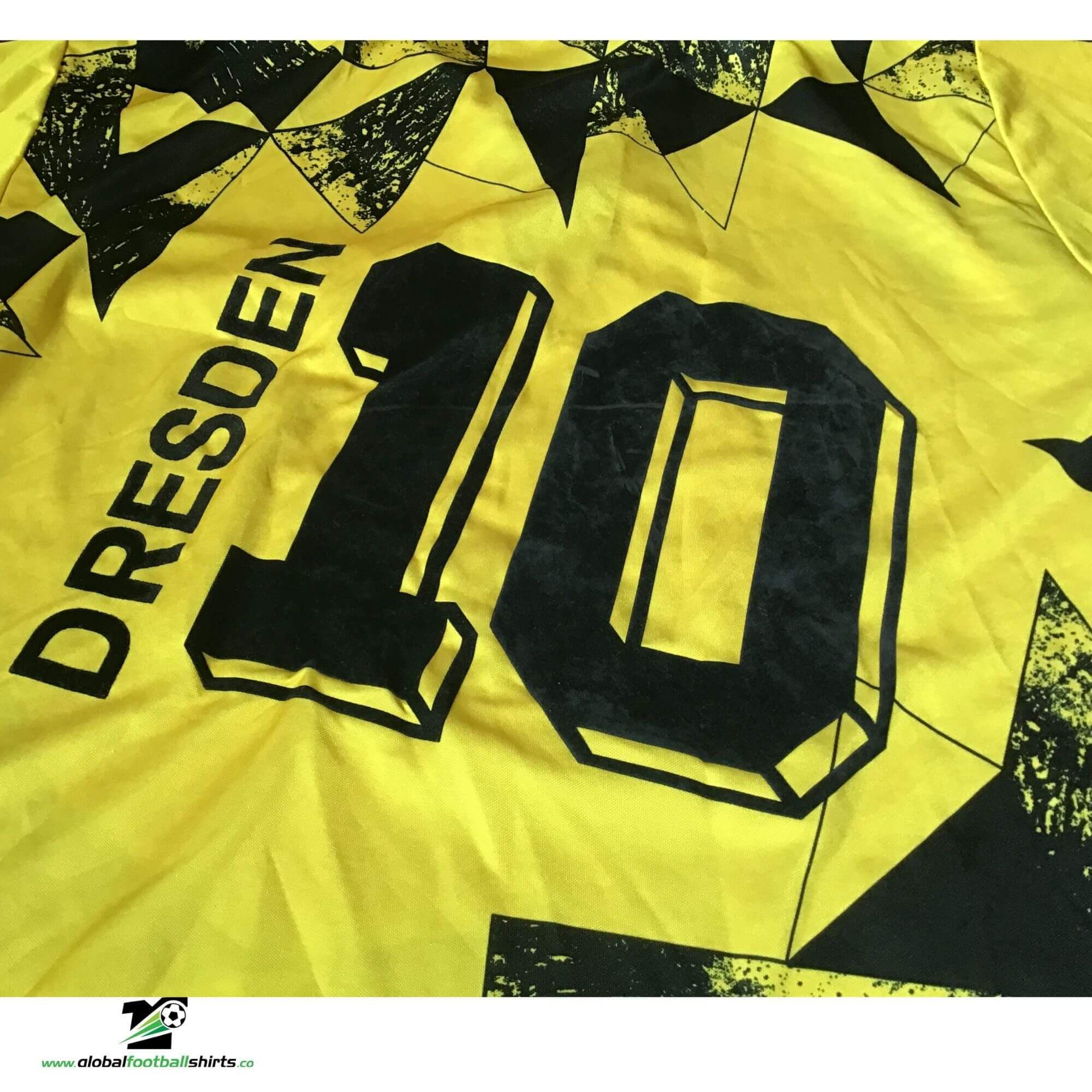 Fanion De Football FC Dynamo Dresde - Rare - Occasion - Multicolore - Supporteur Collection