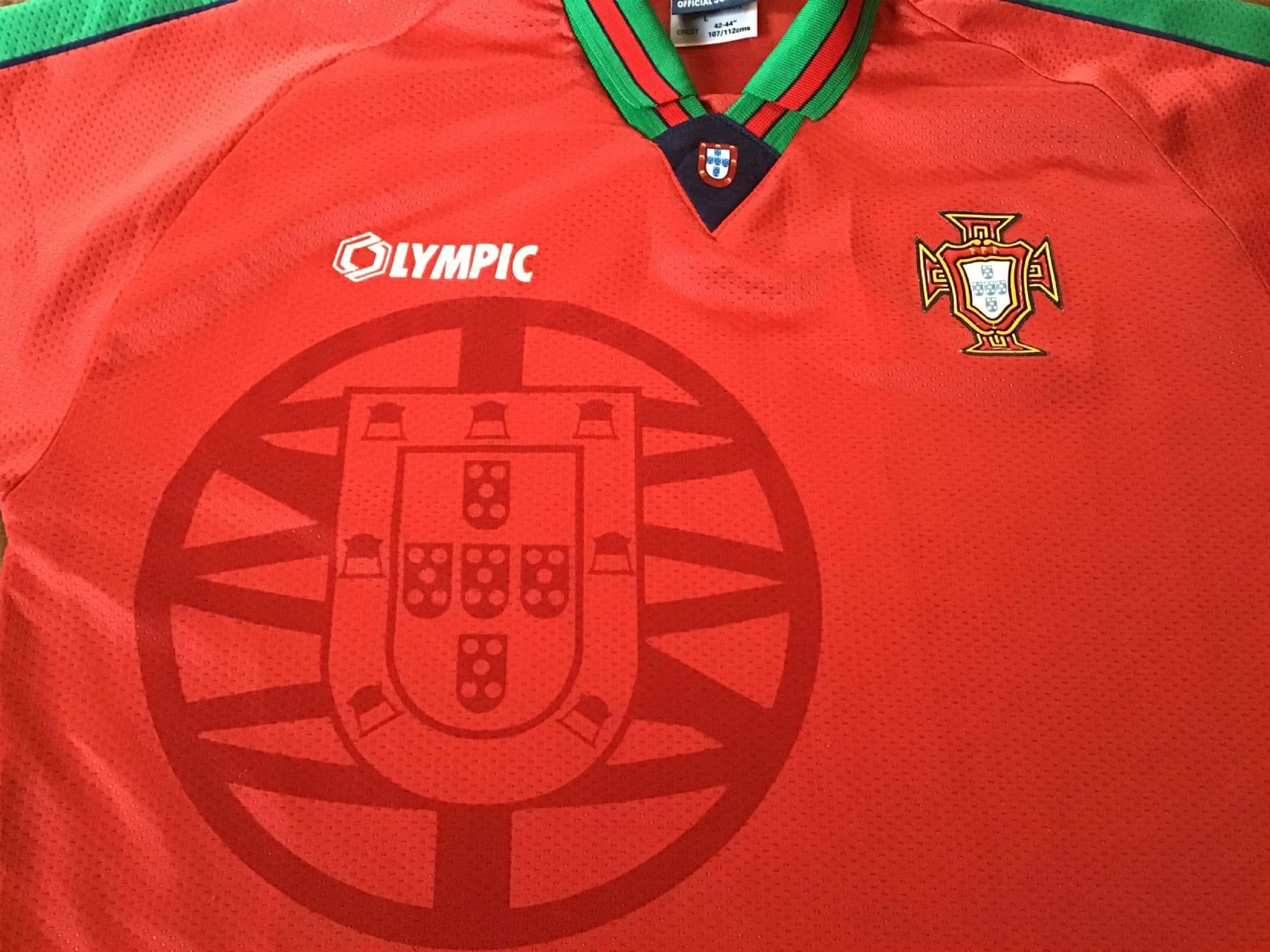 Classic Football Shirts | 1996 Portugal Vintage Old Soccer