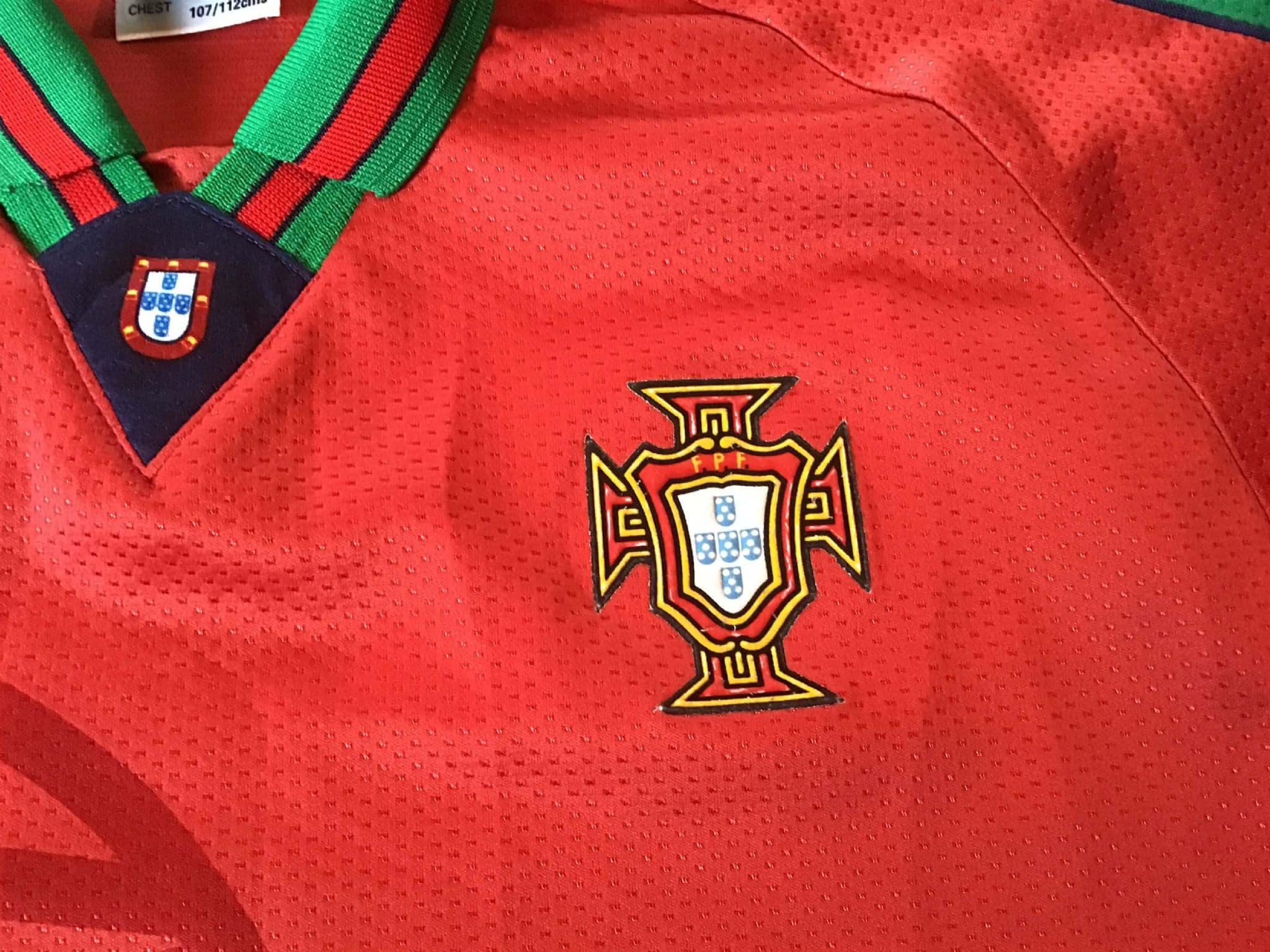 Classic Football Shirts | 1996 Portugal Vintage Old Soccer Jerseys