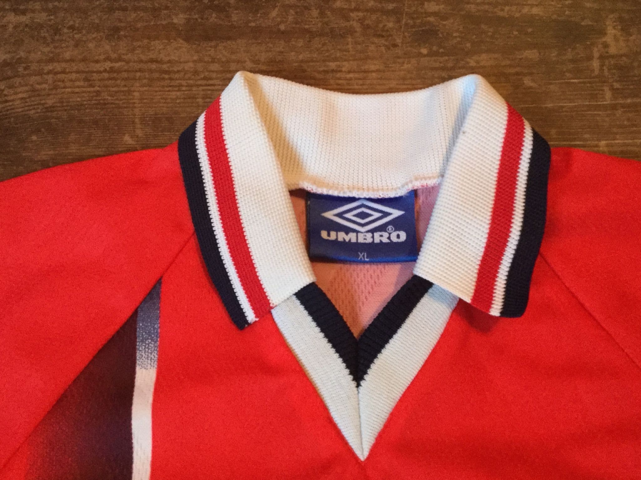 Maillot Vintage Norvège Umbro - Rouge - Taille L - Collection Rétro Football