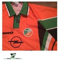 Global Classic Football Shirts | 1997 Ireland Old Vintage Soccer Jerseys