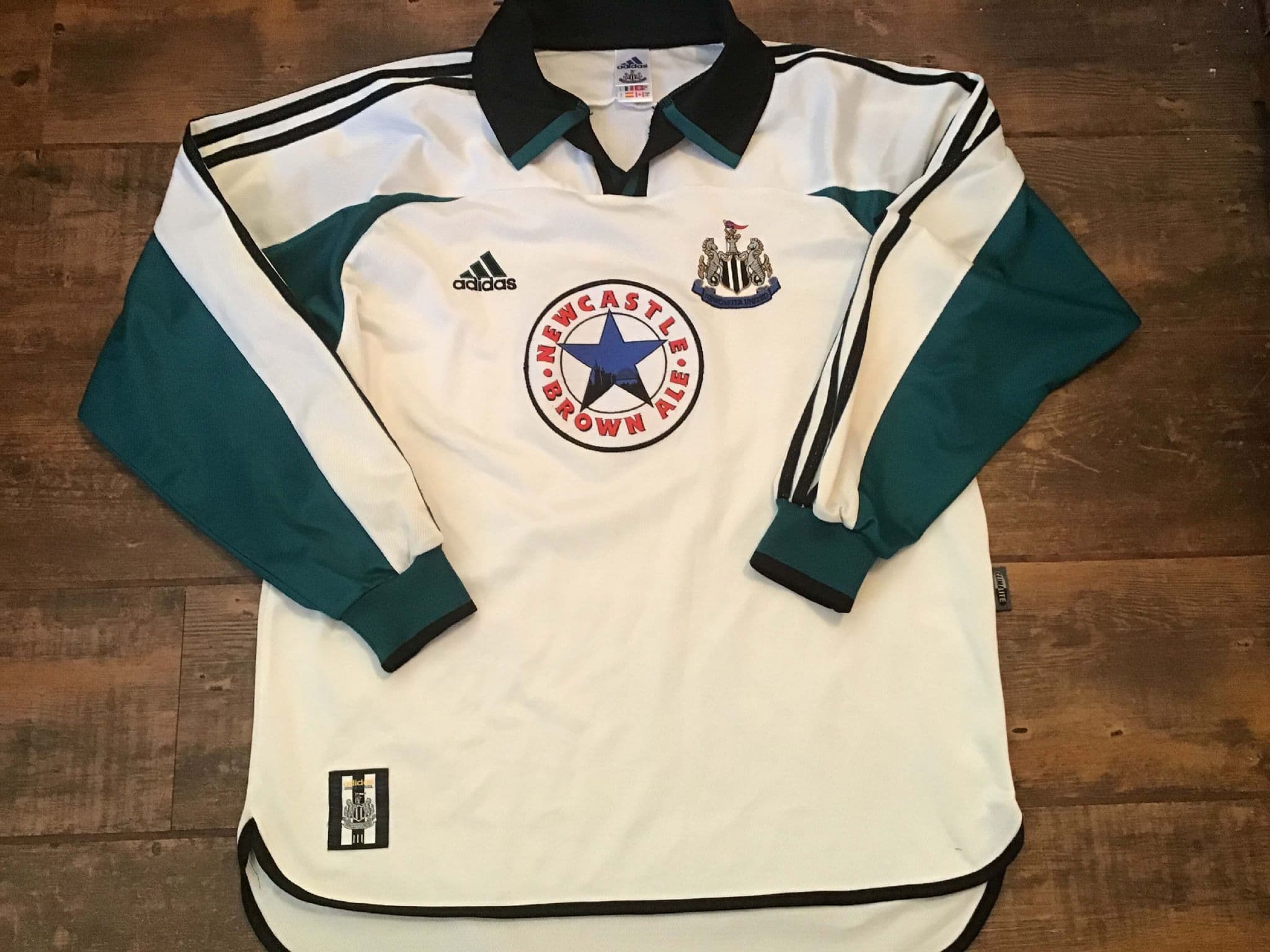 Classic Football Shirts | 1999 Newcastle United Vintage Old Jerseys