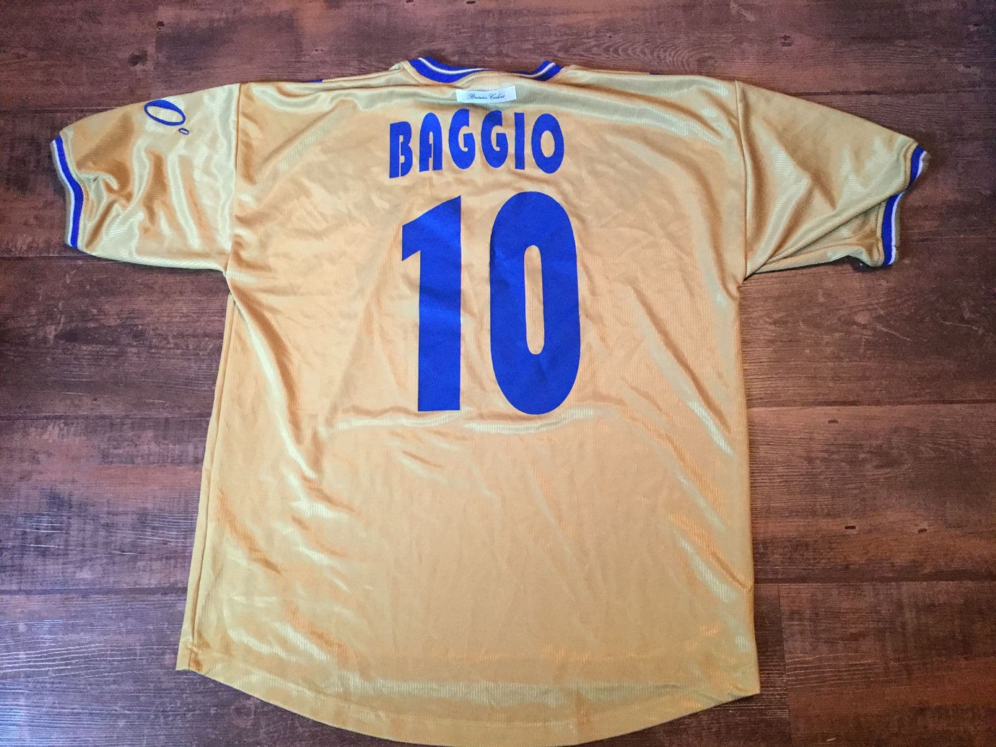 Classic Global Football Shirts | 2001 Brescia Vintage Old Jerseys