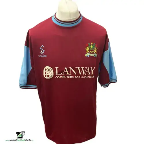 2001 2002 Burnley Football Shirt Large