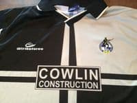 Classic Football Shirts | 2002 Bristol Rovers Old Vintage Soccer Jersey