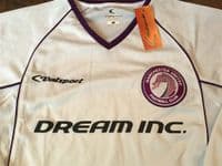 Classic Global Football Shirts | 2004  Harchester United Vintage Old Soccer Jerseys