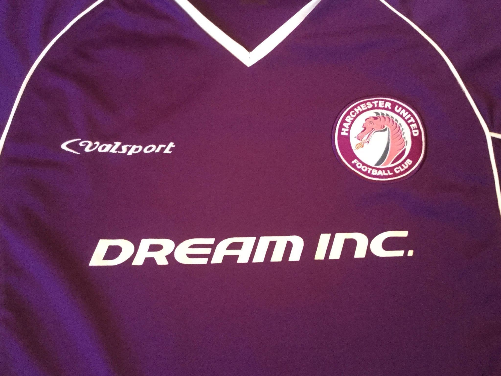 Classic Global Football Shirts | 2004 Harchester United Vintage