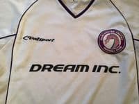 Classic Football Shirts | 2004  Harchester United Vintage Old Soccer Jerseys
