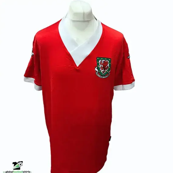 2006 2007  Wales Vintage Football Shirts Old Soccer Jerseys