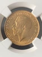 1925  Gold Sovereign London Mint  NGC  MS65 .