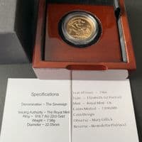 1966 Gold Sovereign coin  in a Luxury Wooden Case
