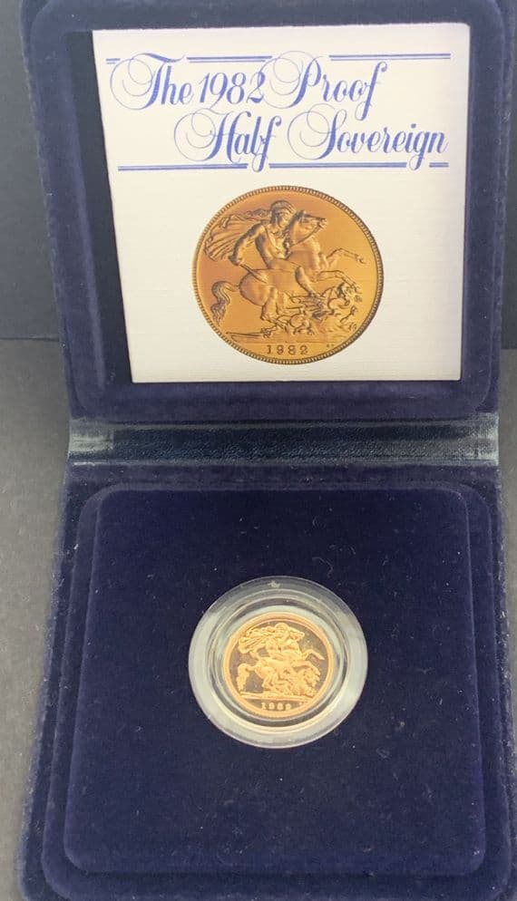 1982 Proof Half  Gold Sovereign