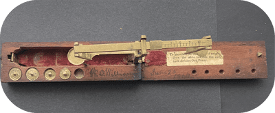 Antique Mahogany and  Brass Folding Sovereign  Coin Scale