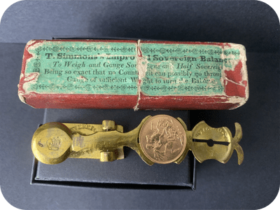 Simmons Antique  Brass Sovereign Rocker  Coin Scale Boxed