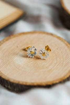 Alex Monroe | Little Daisy Stud Earrings