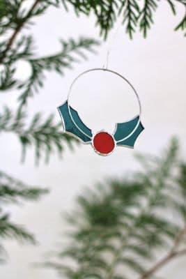 Alexa Braud | Stained Glass Holly