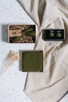 Belfast Bow Company | Bowtie Cufflinks Pocket Square | Moss Green Linen