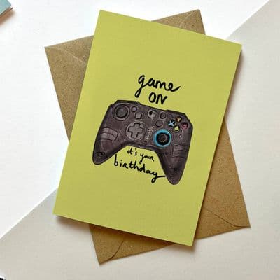 Carol Maxwell | It's Your Birthday Game On Card