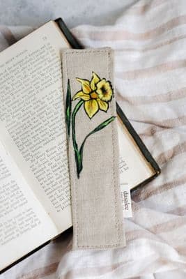 Dasalee Textile Art | Daffodil Bookmark