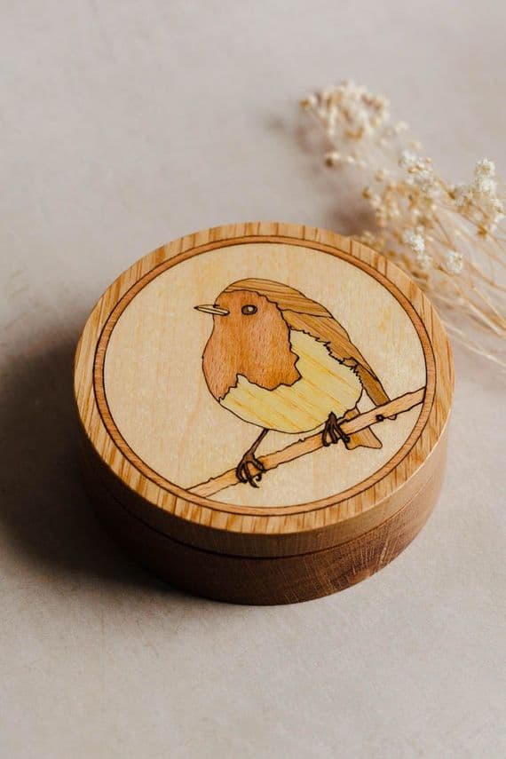 Woodmento  | Handmade Wooden Robin Trinket Box | Oak Wood | Northern Ireland