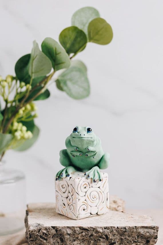 Gin Durham Ceramic Sculpture | Frog Sculpture | Ceramic Frog Sculpture