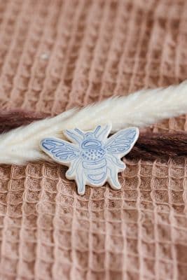 Helen Meuwissen | Bee Brooch