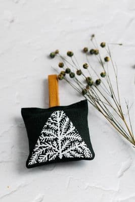Janet McNamee | Christmas Tree Irish Linen Lavender Bag