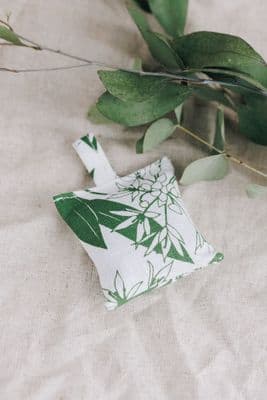 Janet McNamee | Wild Garlic Irish Linen Lavender Bag