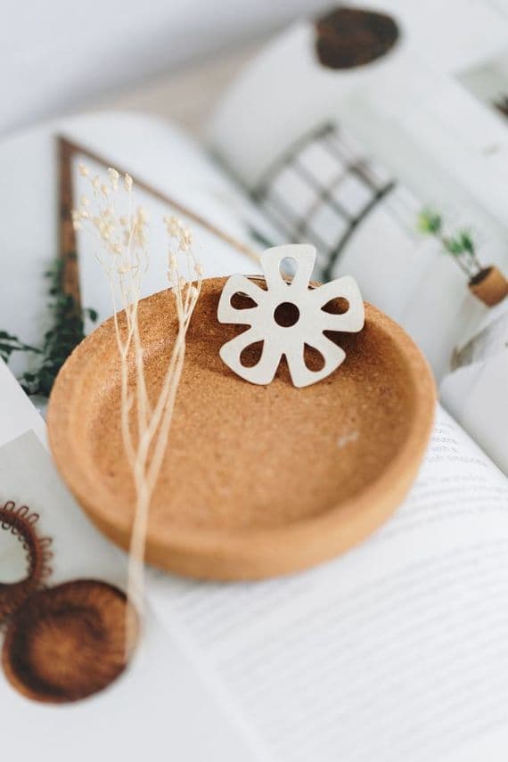 Joanne Tinley Jewellery | Sterling Silver Handmade Daisy Brooch