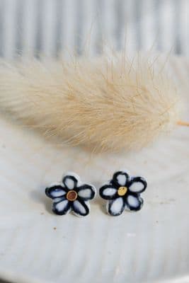 Karen Risby | Flower Stud Earrings