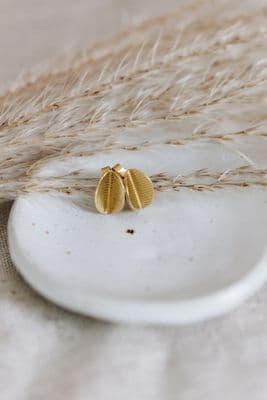 Kate Wilkinson Daphne Stud Earrings | Tiny