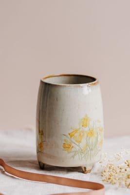 Lindy Garner | Daffodil Vase
